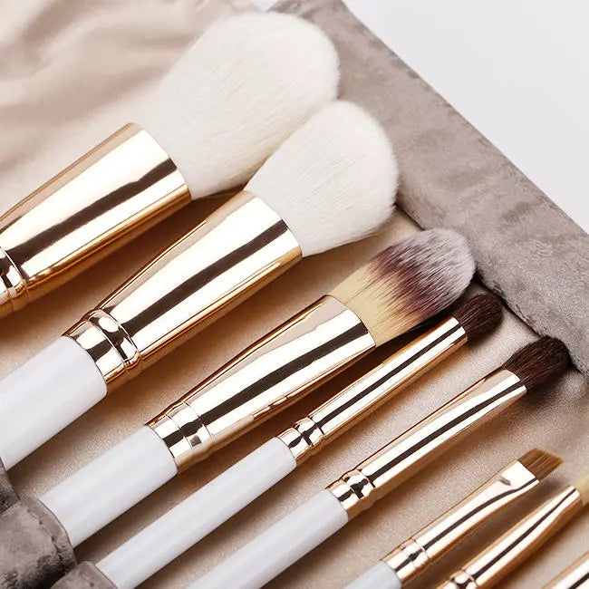 10 Piece Wool Makeup Brush Set With Wood Handles Powder Brushes Professional Full Face Makeup Tools Kit For Salon And Home