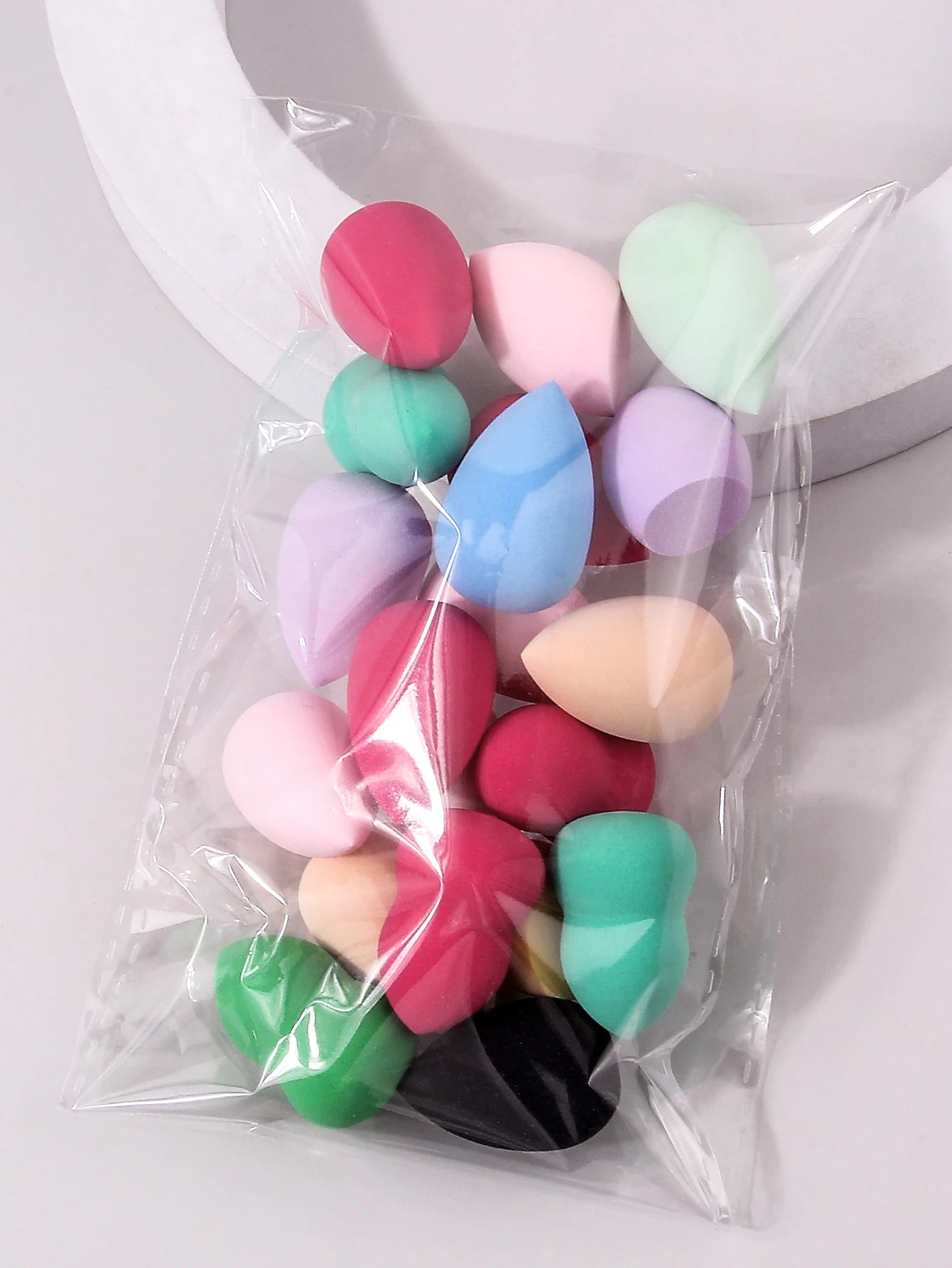 10/25/50/100-Pack Random Color & Shape Makeup Sponges, Latex-Free Blending Tools for Liquid/Cream/Powder